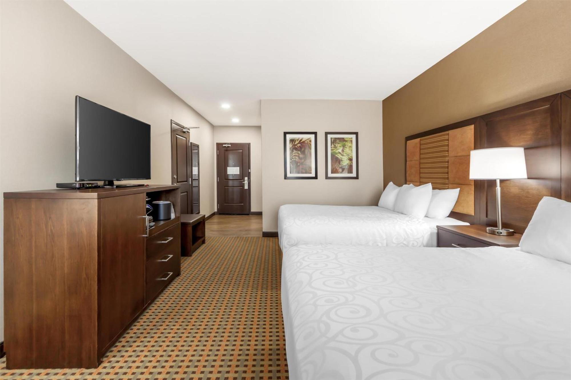 Best Western Plus Hinton Inn & Suites Exterior foto