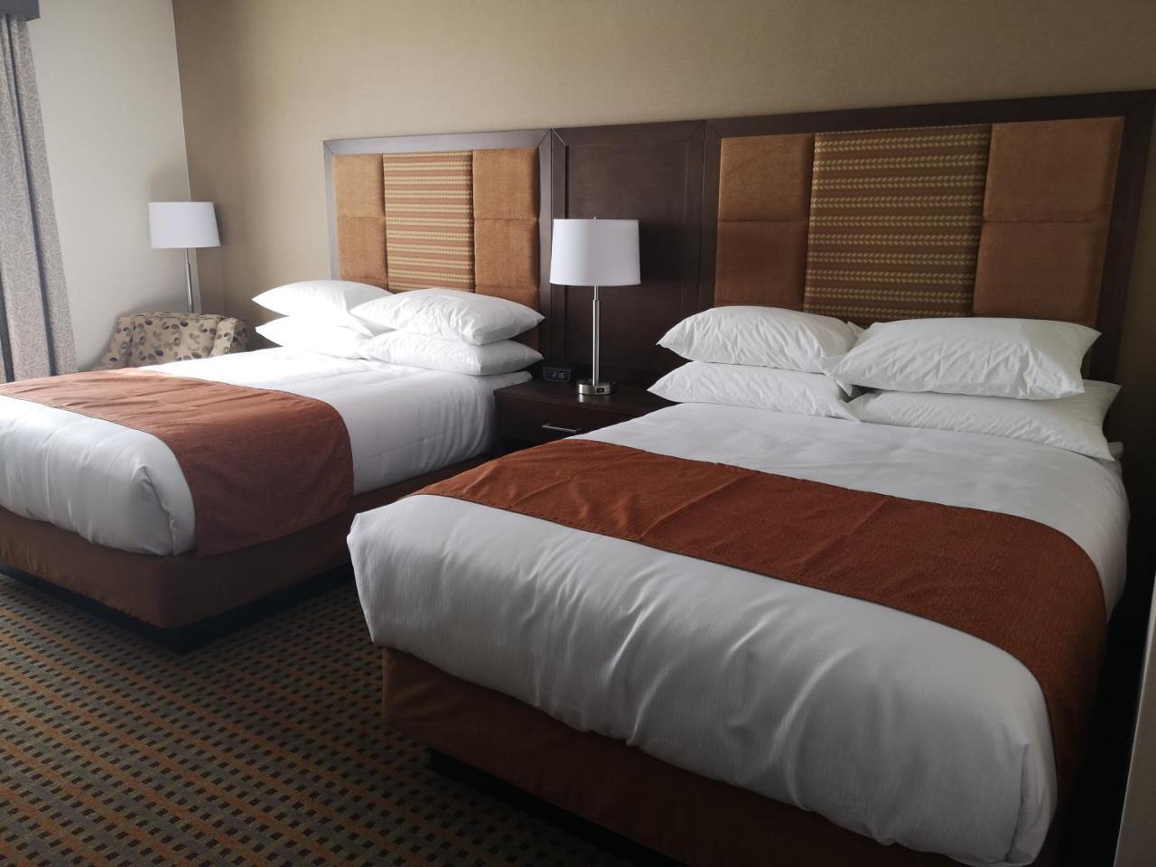 Best Western Plus Hinton Inn & Suites Exterior foto