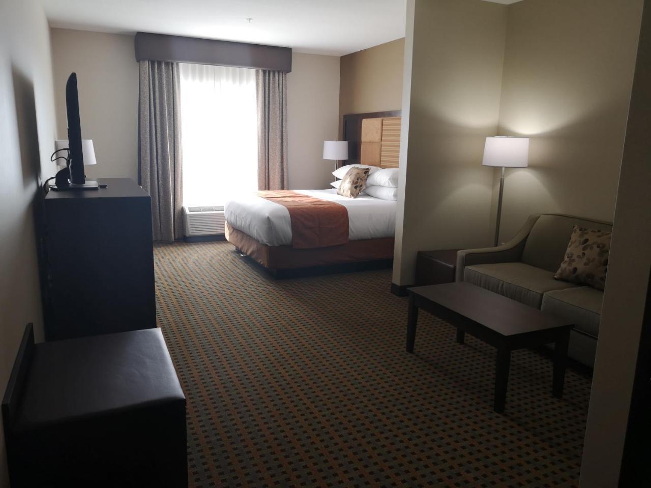 Best Western Plus Hinton Inn & Suites Exterior foto