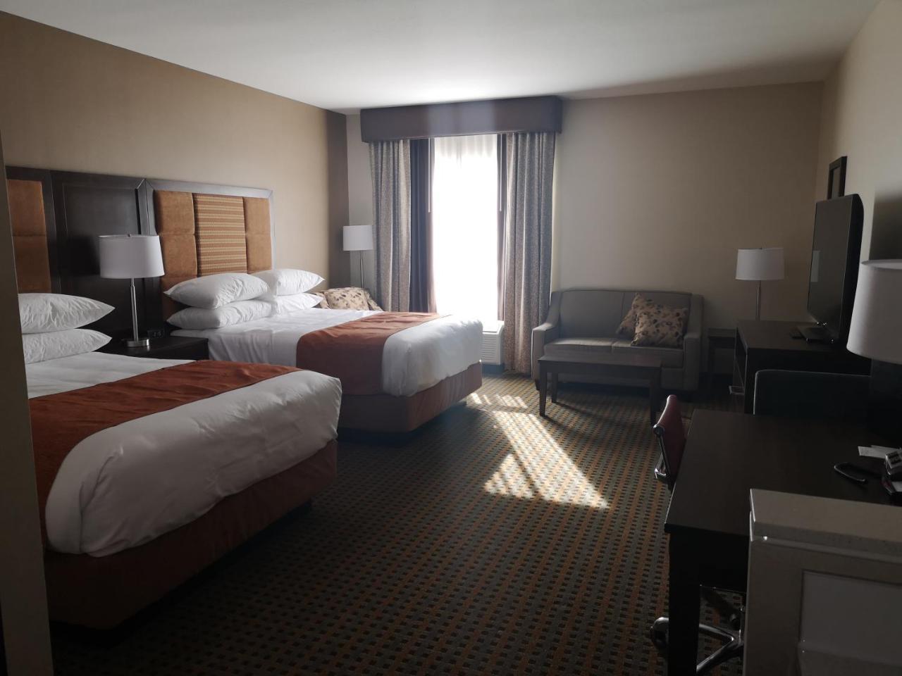 Best Western Plus Hinton Inn & Suites Exterior foto