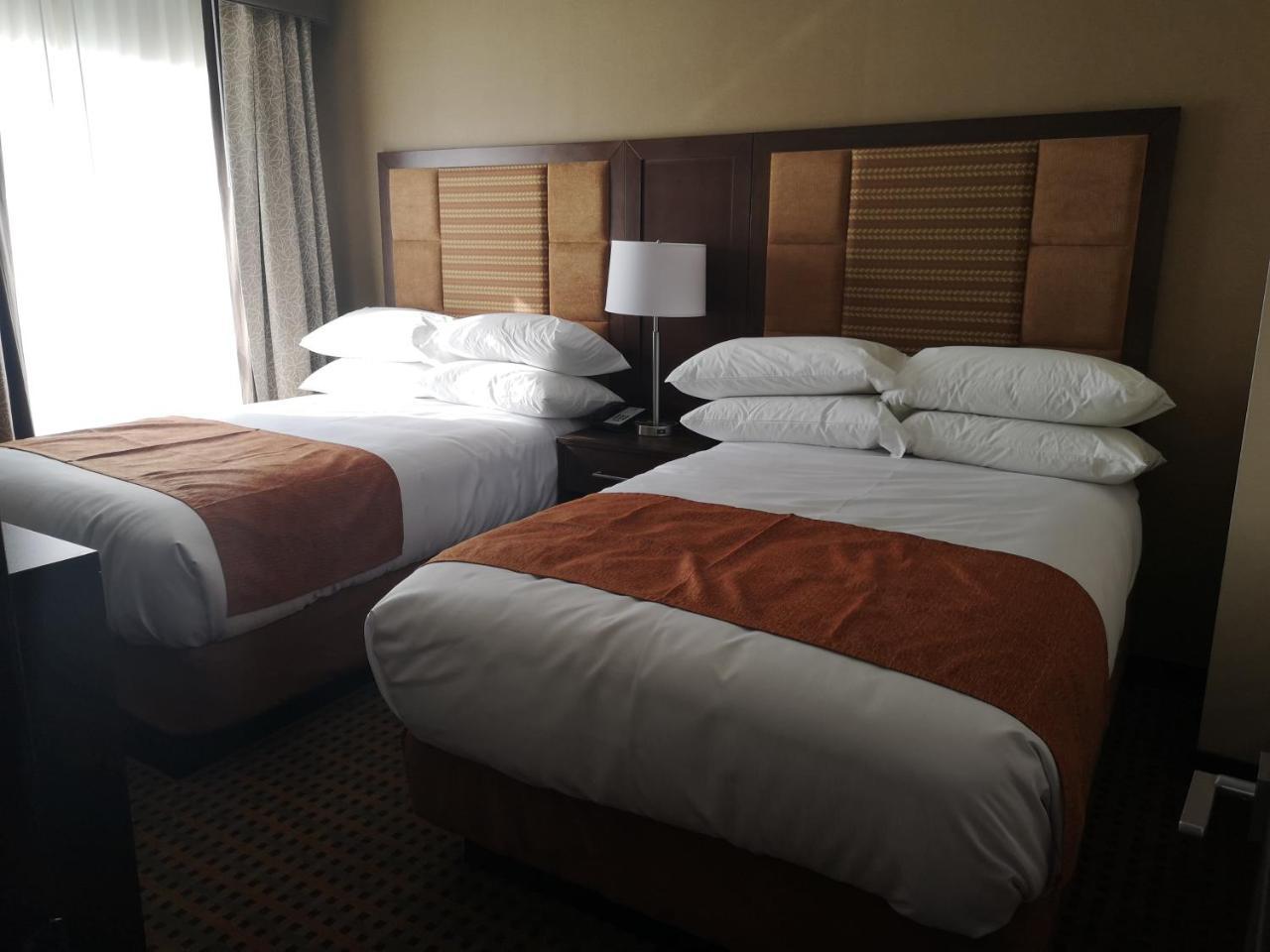 Best Western Plus Hinton Inn & Suites Exterior foto